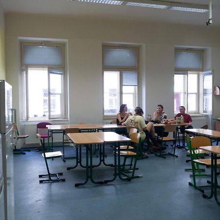 Hostel In School براغ المظهر الخارجي الصورة