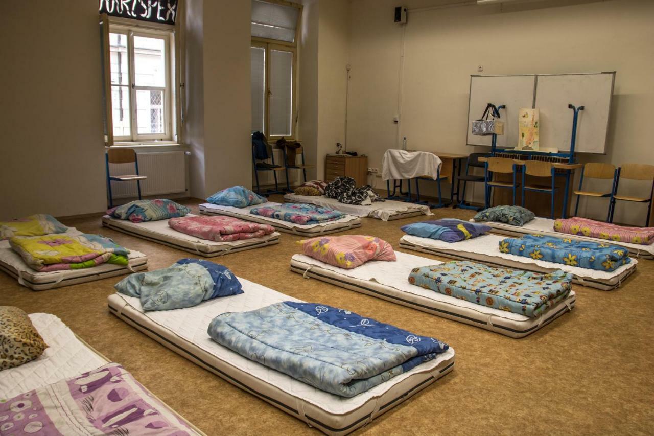 Hostel In School براغ المظهر الخارجي الصورة